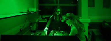 Students in the Quantum Information Laboratory