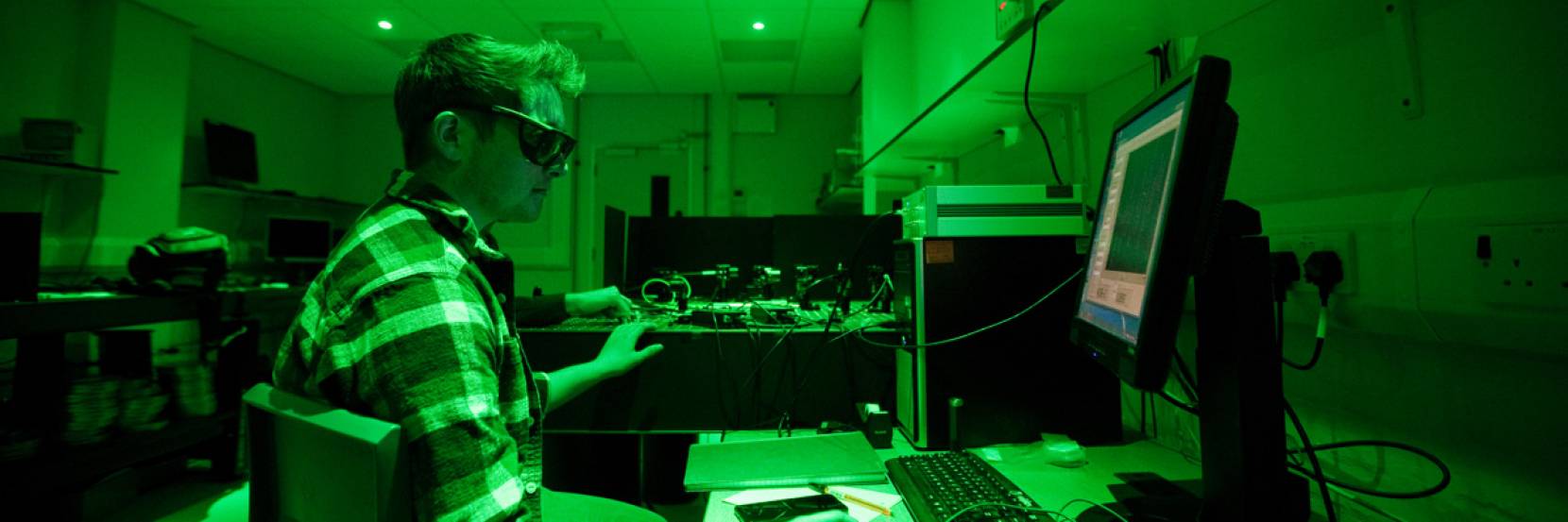 Students in the University of Sheffield's Quantum Information Laboratory