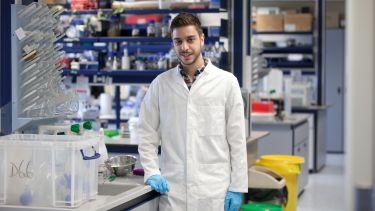 Animal and Plant Sciences student in lab