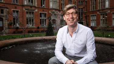Dr Sean Williams