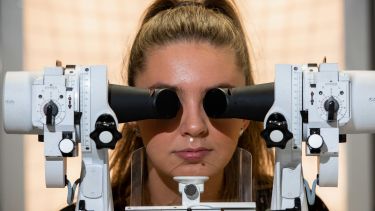 Orthoptics equipment.