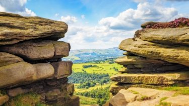 peak district - stanage rocks