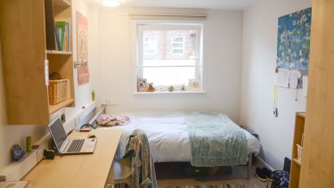 Deluxe bedroom