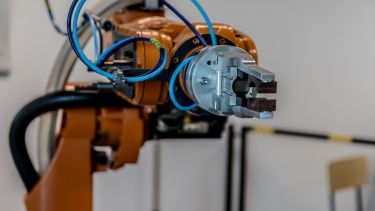 Robot arm
