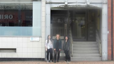Three of our WPREU PlaceME@SMI interns stood outside New Spring House