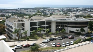 Aerial view of Reunion Island university 