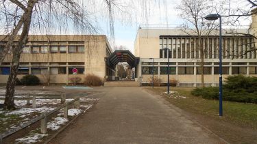 Exterior photo of Bordeaux Montaigne University campus