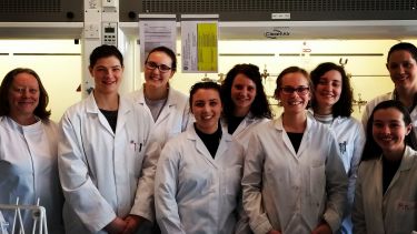 Dr Clair Corkhill with the female researcher working in her group
