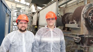 Dr. Theo Hanein and collaborator Visa Isteri from the University of Oulu