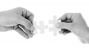 Jigsaw hands