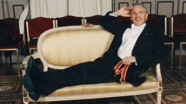 Harry Kroto relaxing after receiving his Nobel prize