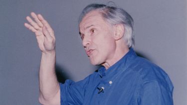 Sir Harry Kroto lecturing
