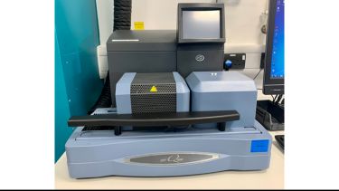 Photo of TA INSTRUMENTS Q600 SDT in the Basic Characterisation lab