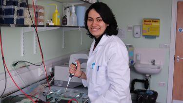 Laila Moushtaq-Kheradmandi lab photo