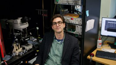 Linus Conrad lab photo