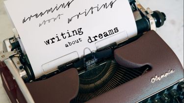 WriteAUT logo