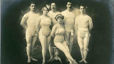 Above image of the Alexamine Troupe, the woman in the centre appears as a man on the image below far right