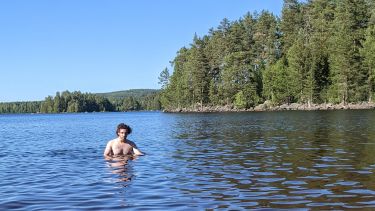 Politics student in lake in sweden