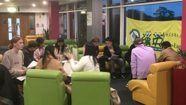 Sino-English Corner members speak together