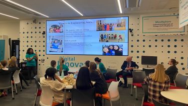 A current student at the University of Sheffield presenting to potential future engineers at Girls into Electronics 2022