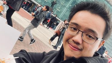 Photo of Moe outside