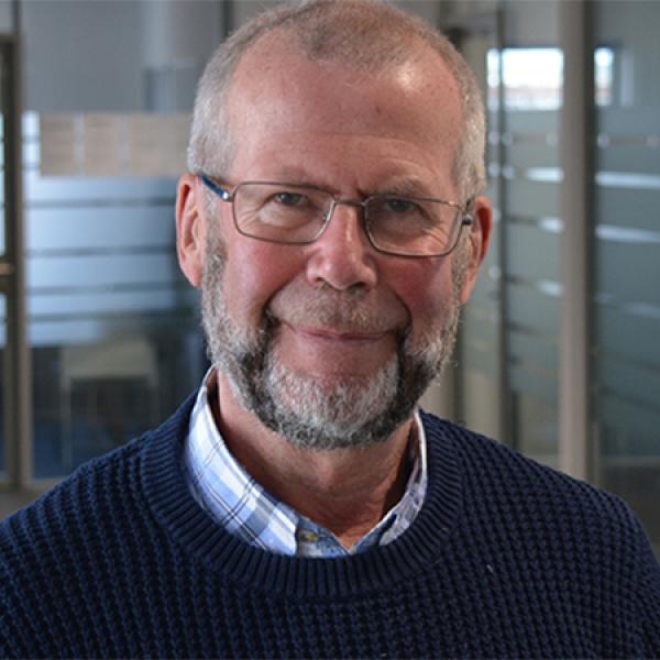 Profile picture of Economics - Prof Paul Mosley