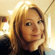 A profile photograph of Lisa Bradley.