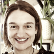 Dr Maria Val Martin