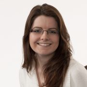A head and shoulders photo of Ciara Kelly.
