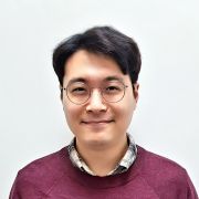 A head and shoulders profile image of Dr Donghwan Shin