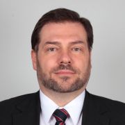 Jaromir Kvetoun Headshot