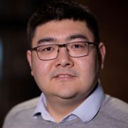Photo of Dr Yuanbo Nie