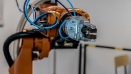 Robot arm