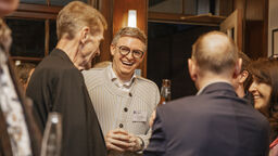 Sheffield alumni based in USA mingling.