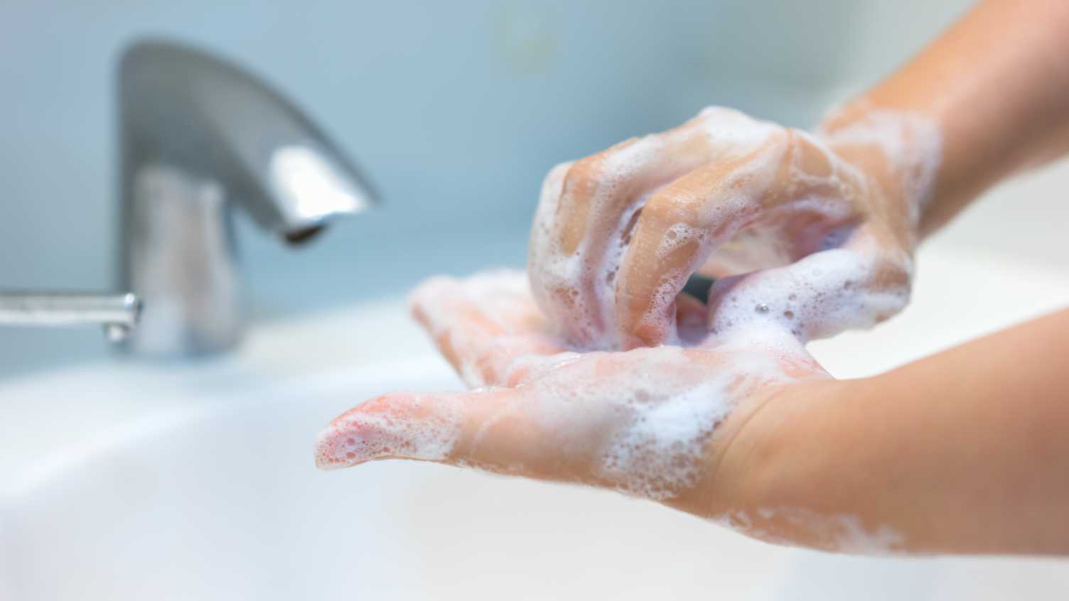 Gentle cleansers kill viruses as effectively as harsh soaps, study finds  | News